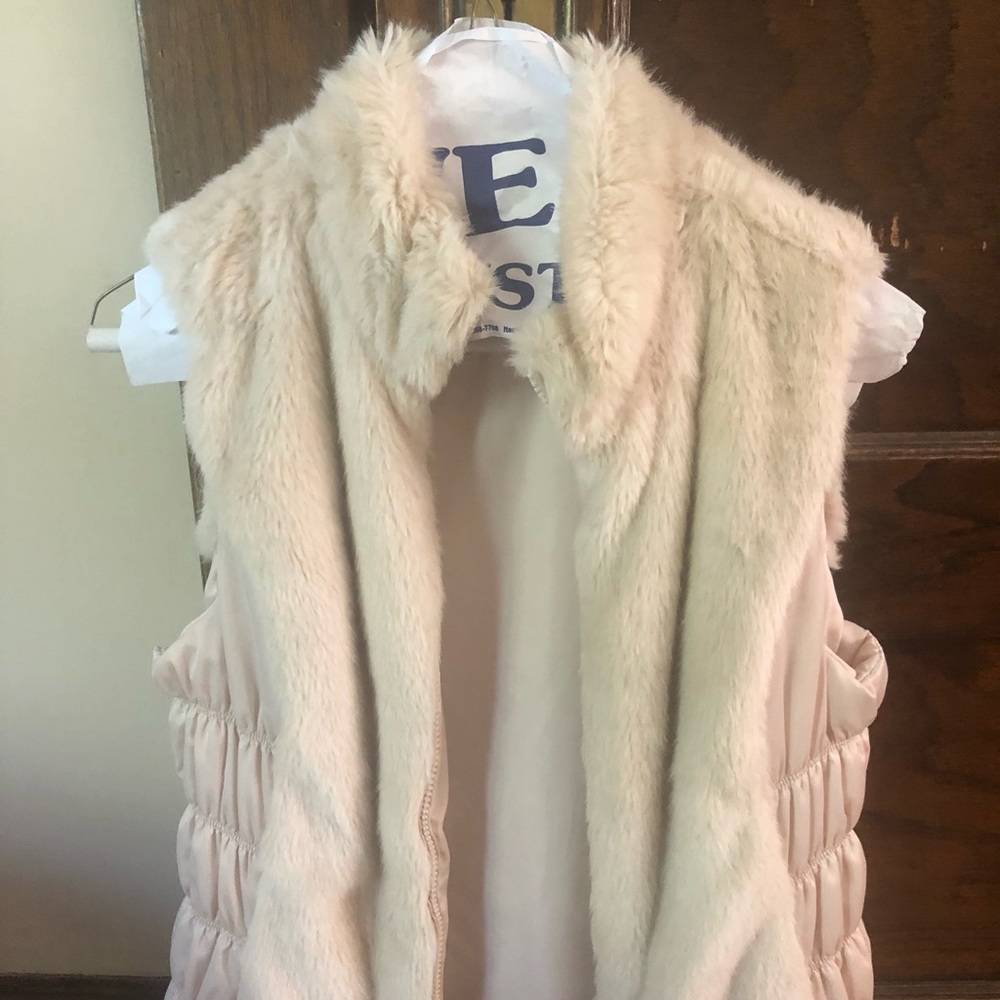 Reversible fur vest
